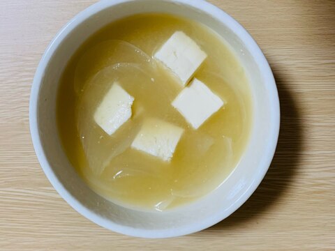 味噌汁♡新玉ねぎ・豆腐